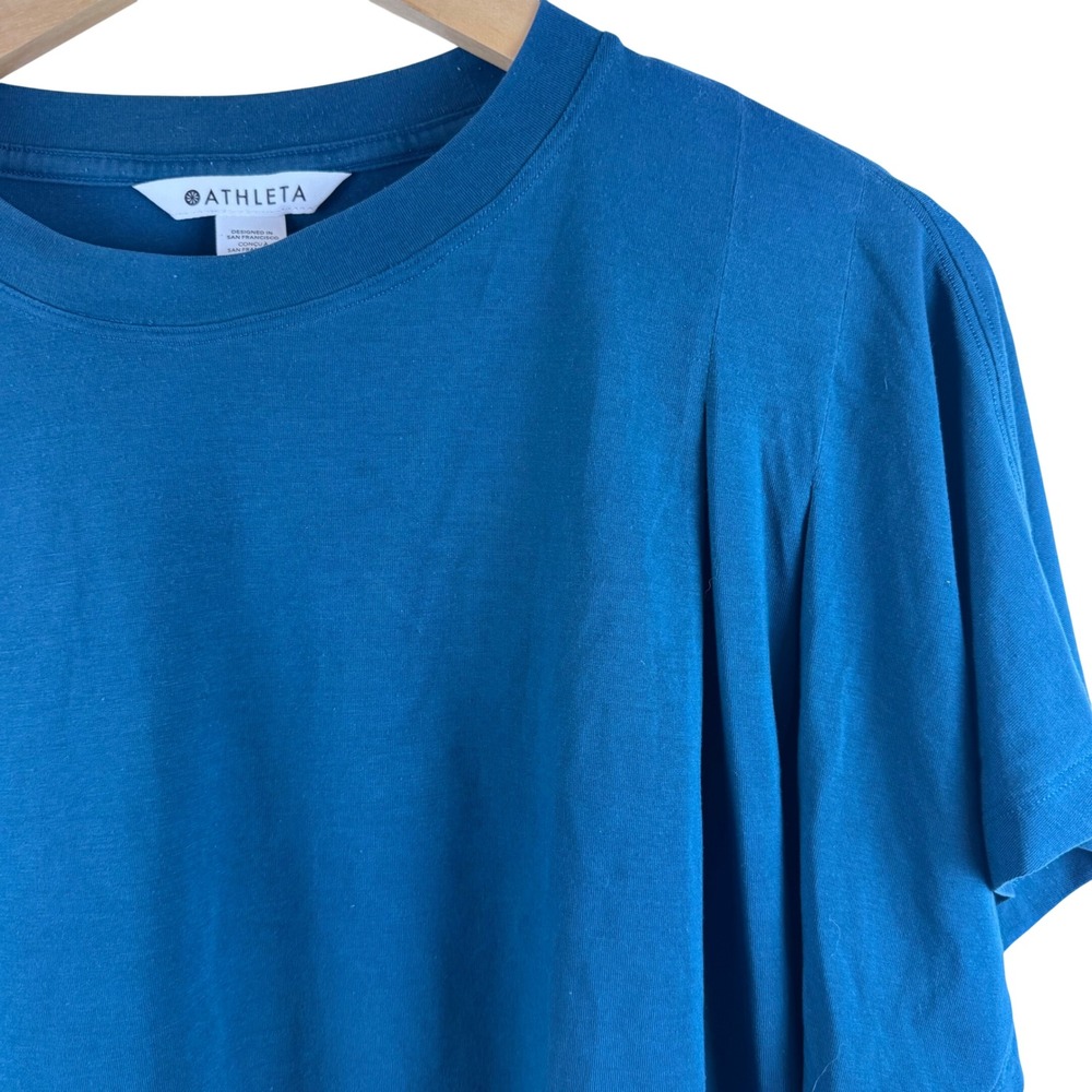Athleta T-Shirt Women XS Teal Blue Short Sleeve Pleated Shoulder Relaxed Fit